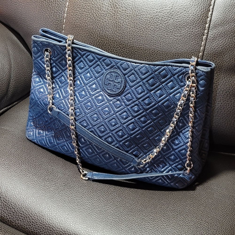 Tory Burch Marion Chain Slouch Shoulder Bag